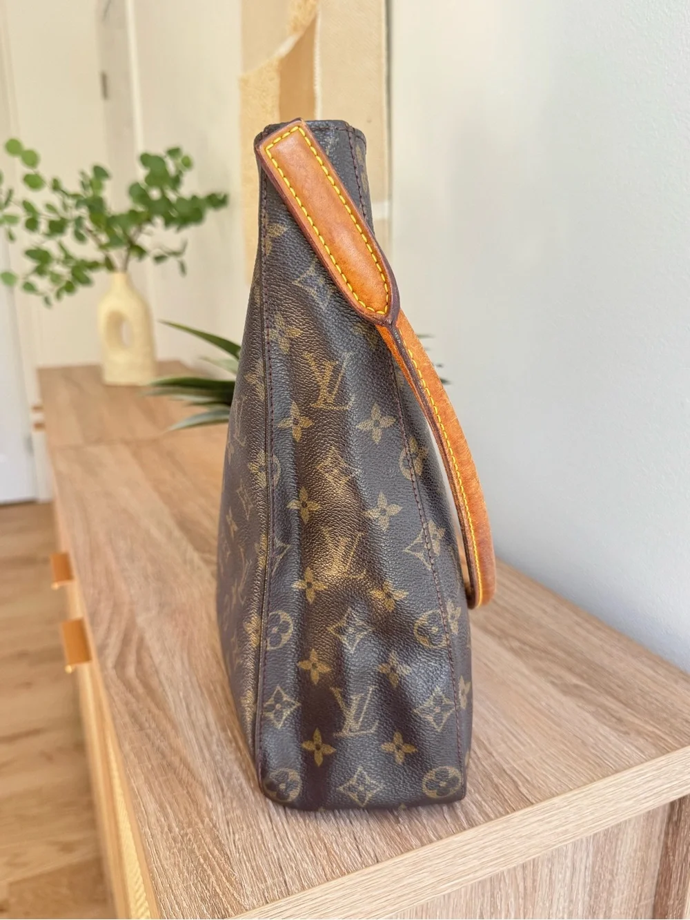 ✅AUTH✅LOUIS VUITTON LOOPING GM